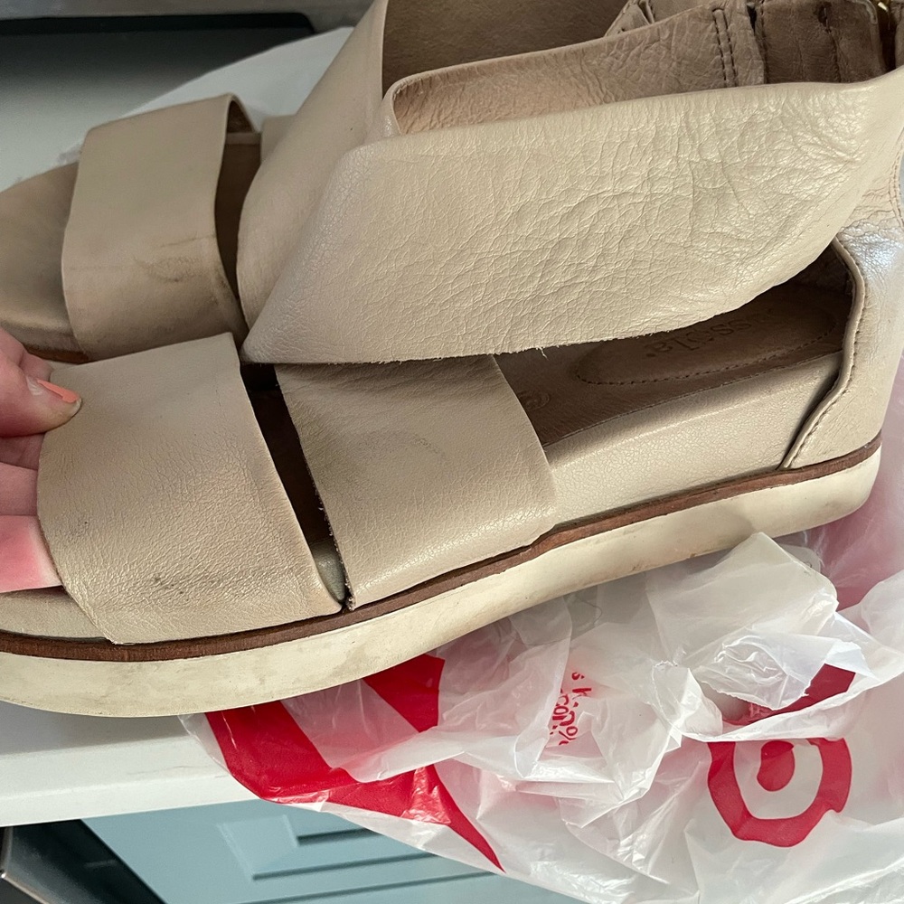 Bussola Potsdam sz 39 platform leather sandals “Pearl” super comfy!!! - Picture 2 of 12